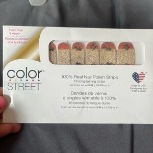 Color Street Glittery Palm Nail Strips